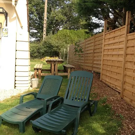 招待所 Dans Les Alpes Mancelles 3*