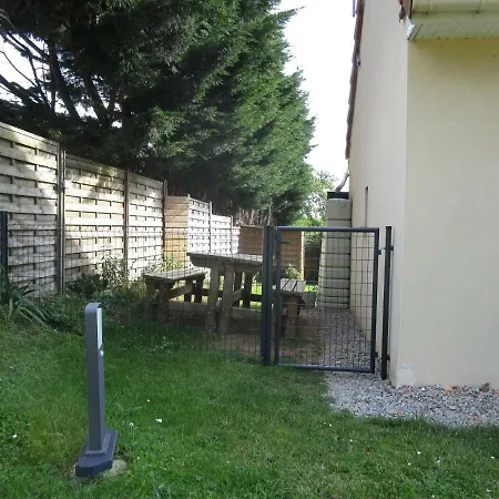 Dans Les Alpes Mancelles 3*